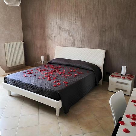 Oasi 210 Hotel Barletta Eksteriør billede